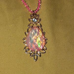 Gorgeous pink stone long necklace NEW 27” long